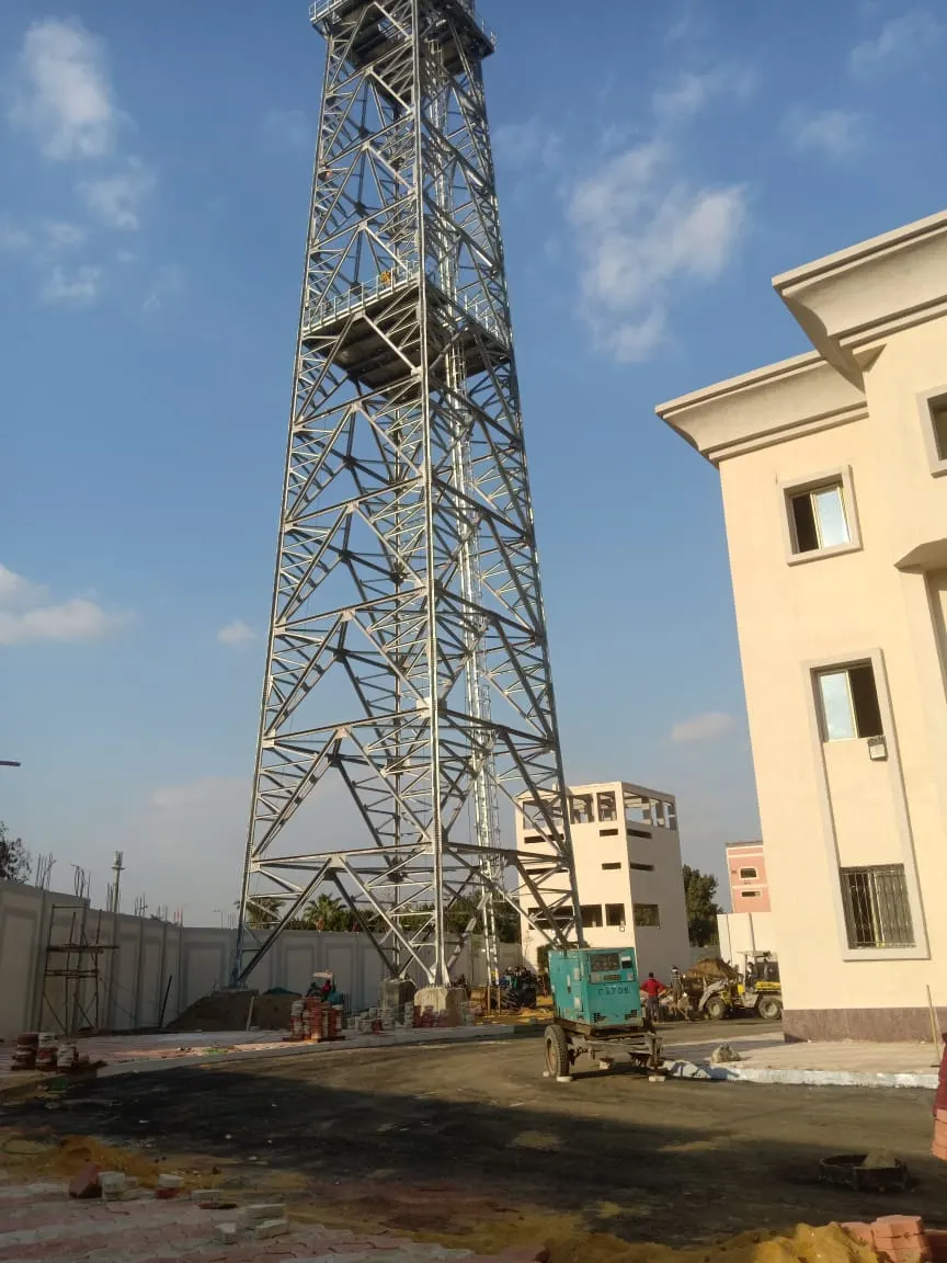 برج اتصالات الدراسة — غلاف