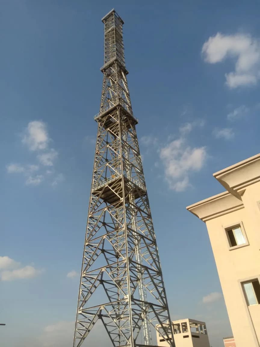 برج اتصالات الدراسة — صورة 10