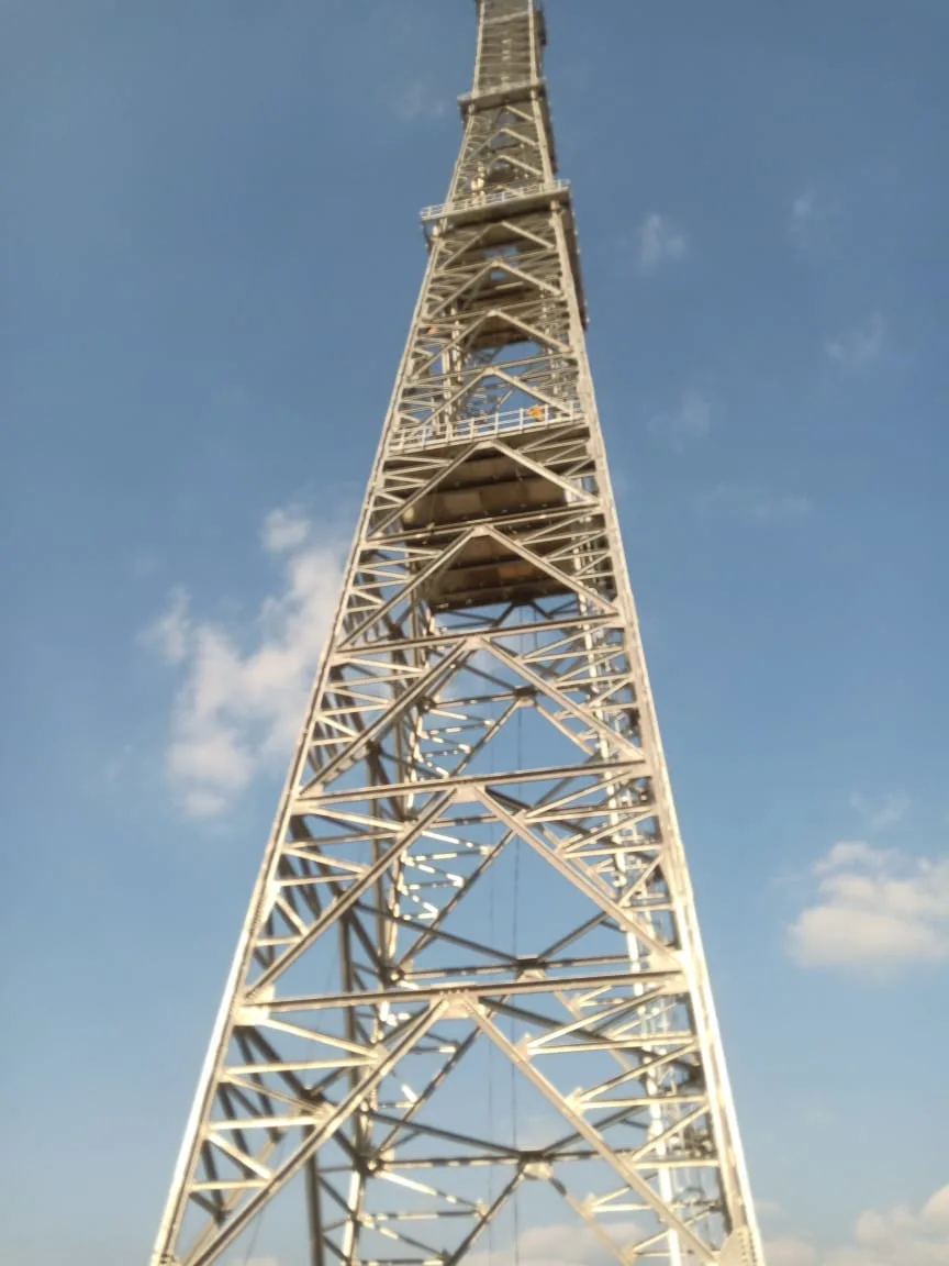 برج اتصالات الدراسة — صورة 15